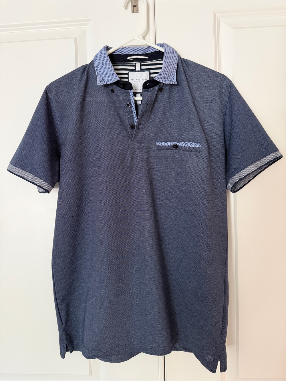 Denim & Flower Navy Polo with Light-Blue Contrast Collar